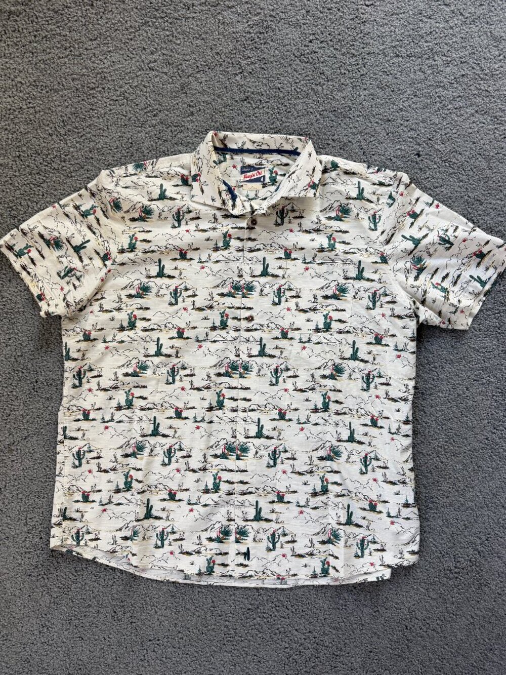 johnnie-O Ezekial Hangin Out Cactus Desert Shirt 2XL White Short Sleeve - EUC